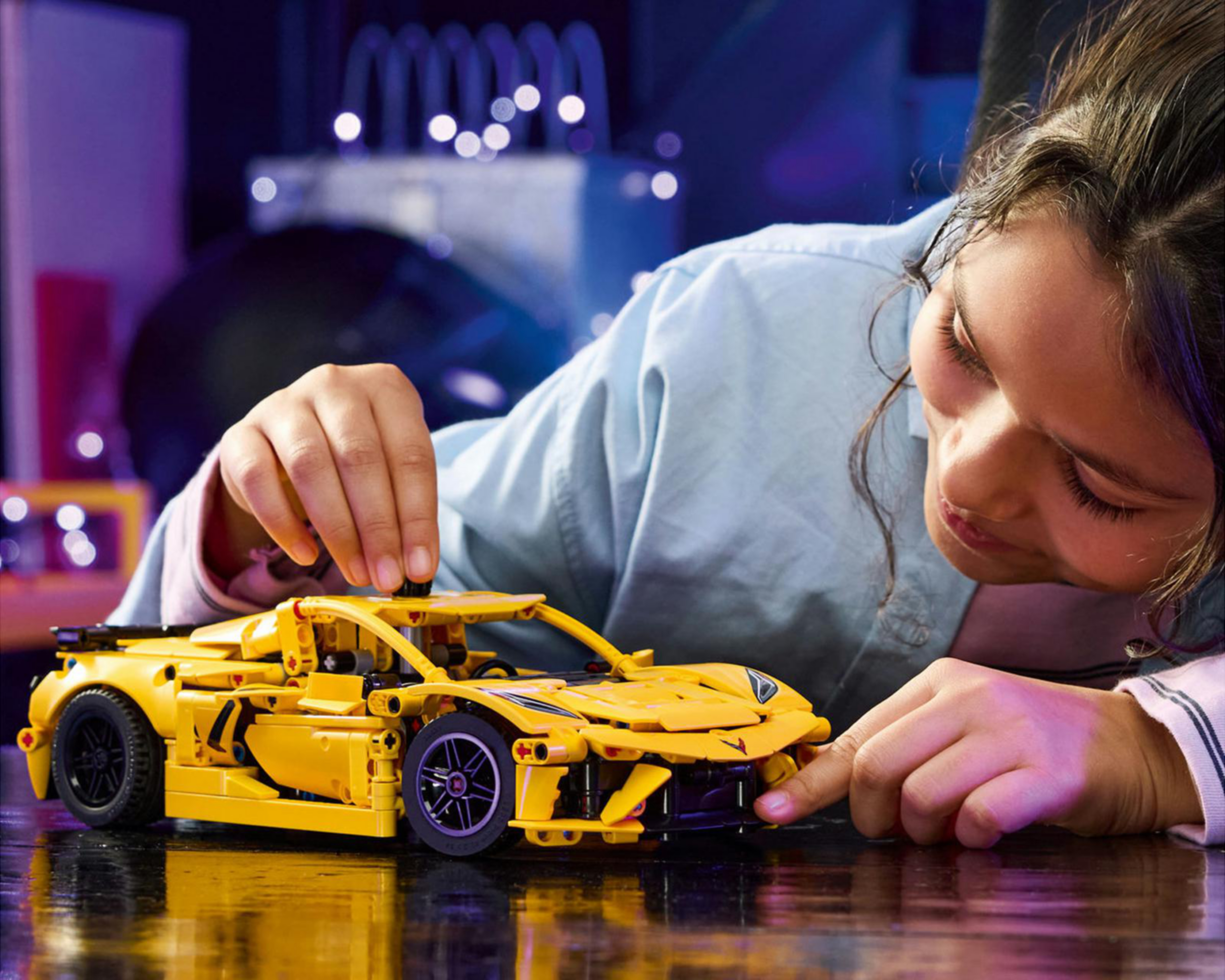 Foto 6 pulgar | LEGO Technic: Chevrolet Corvette Stingray