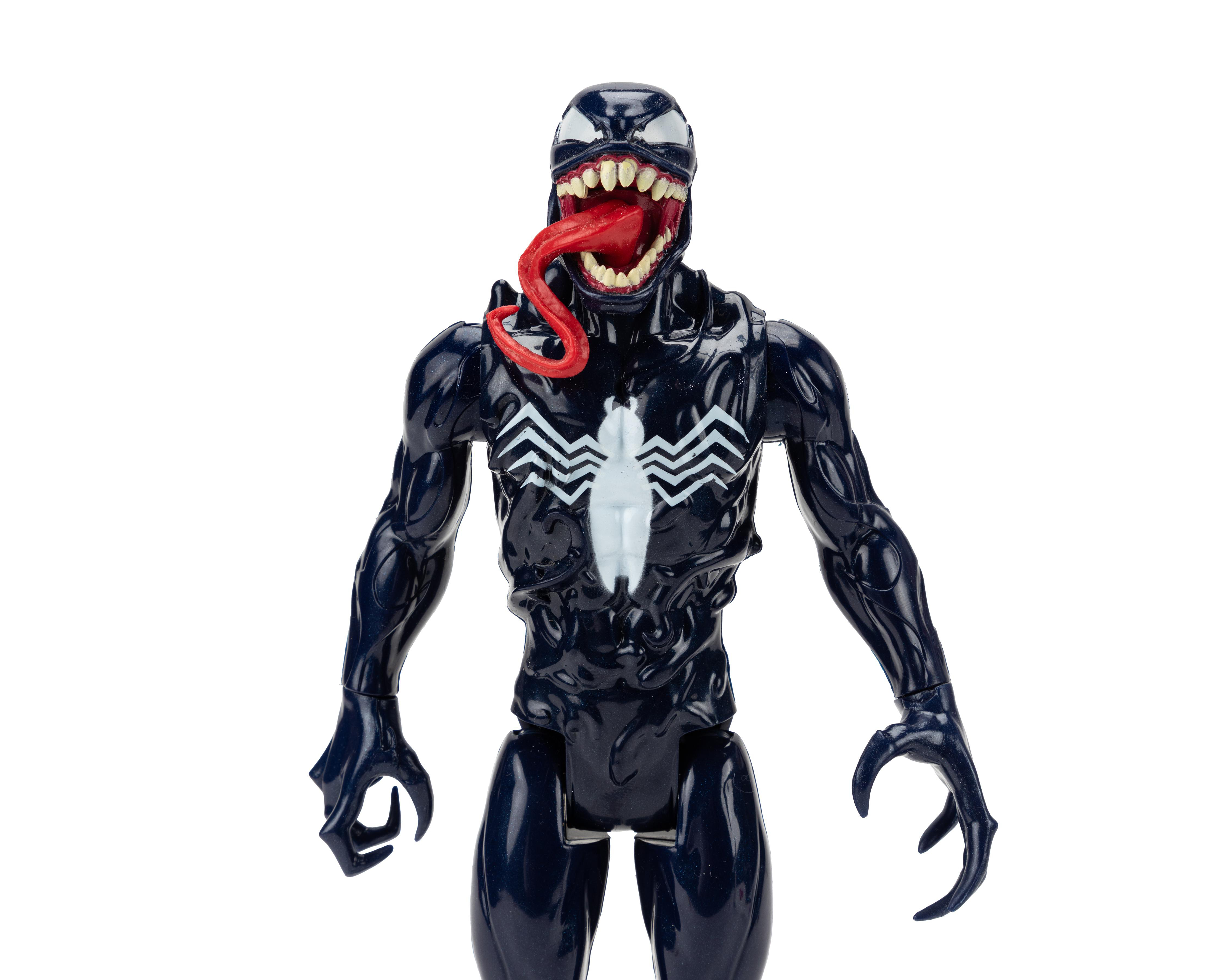 Foto 3 pulgar | Venom Versus Venom Figura de Acción Marvel Spider-Man Titan Hero Series