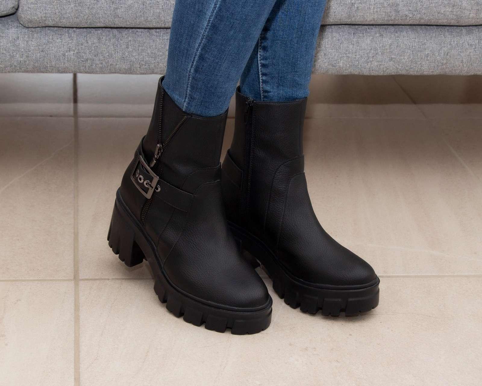 Foto 8 pulgar | Botas Urbanas Refill para Mujer