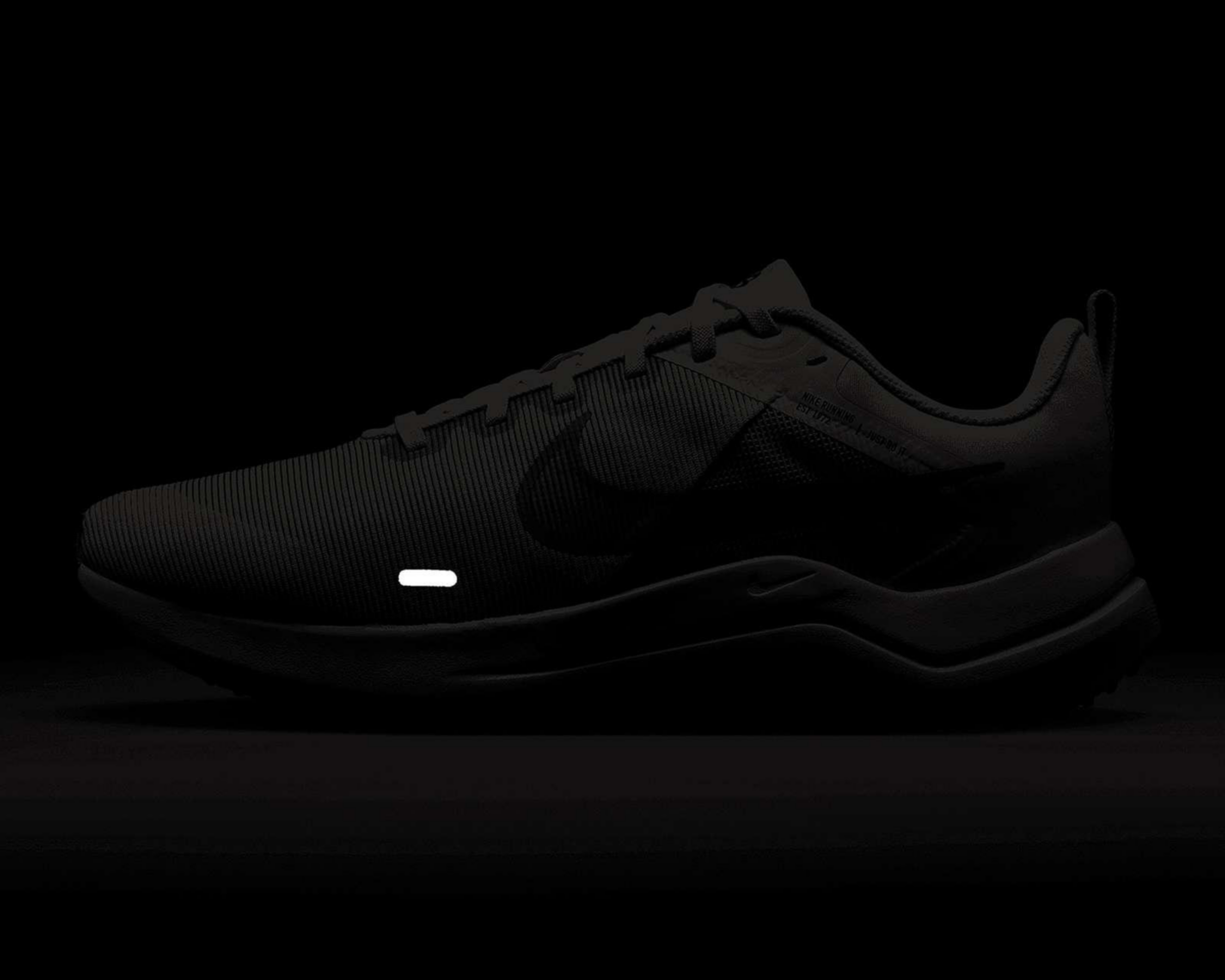 Foto 10 pulgar | Tenis Nike Downshifter 12 para Hombre