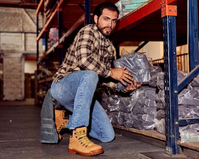 Foto 7 | Botas Casuales CAT para Hombre