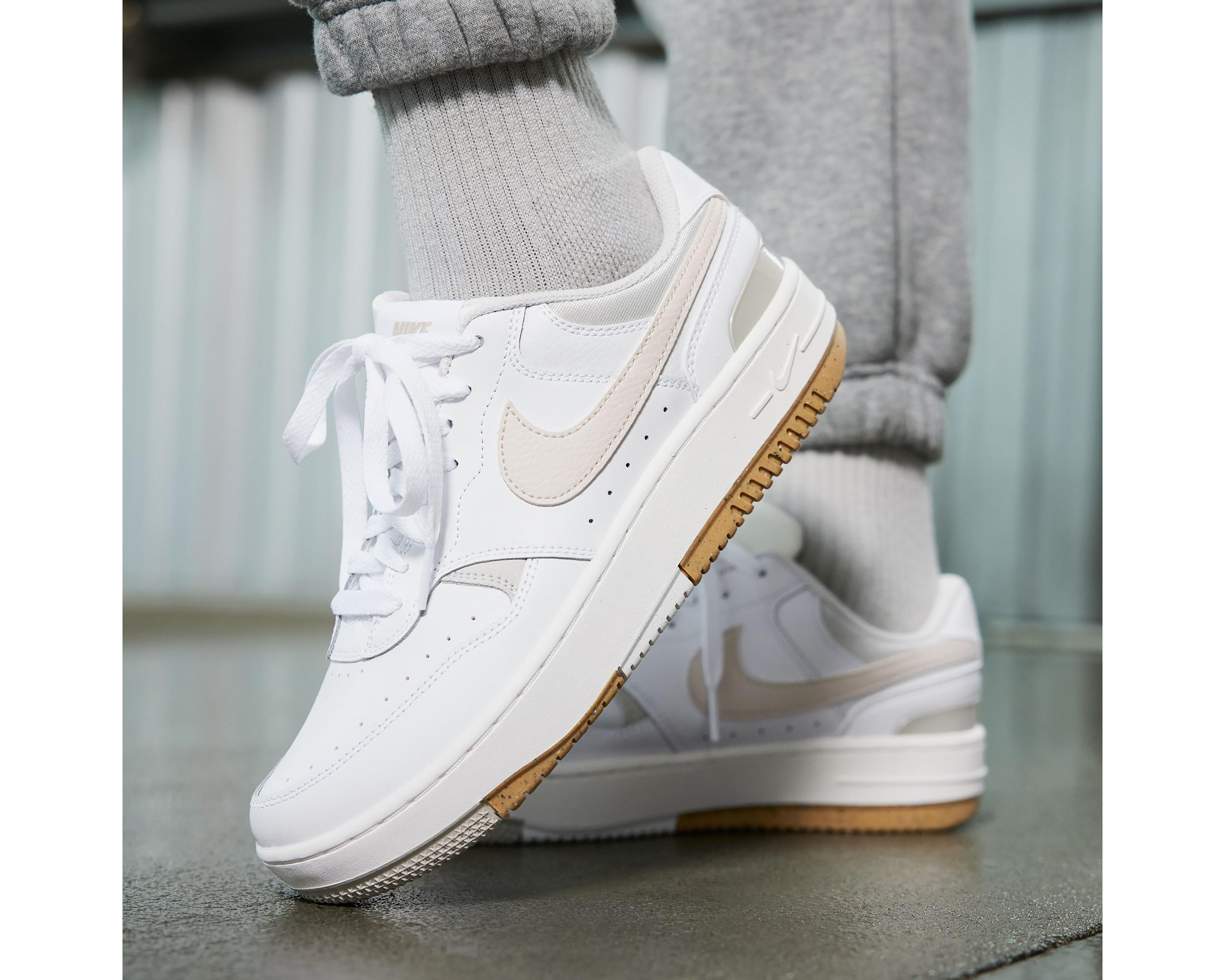Foto 9 pulgar | Tenis Nike Gamma Force para Mujer