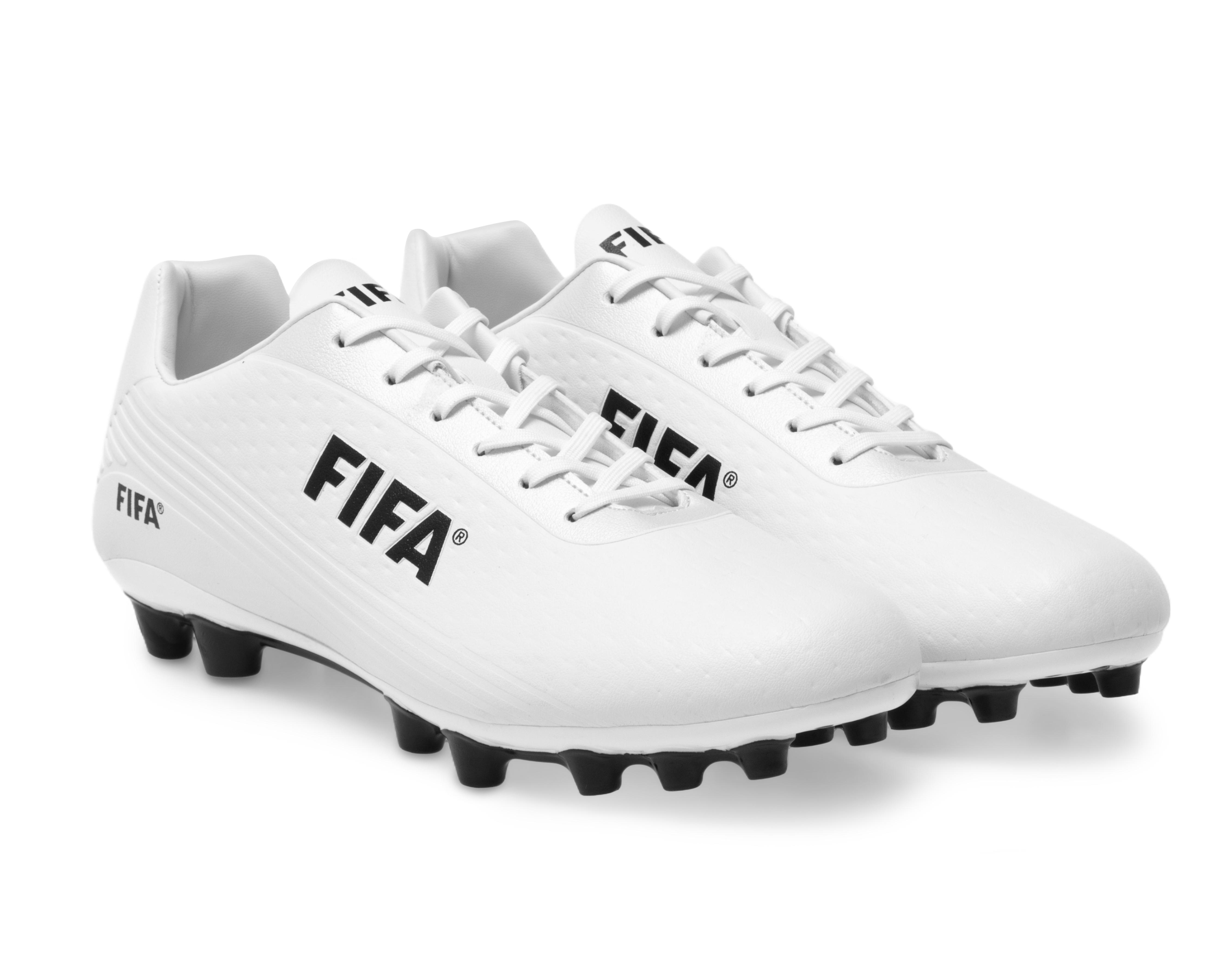 Taquetes FIFA para Hombre $699