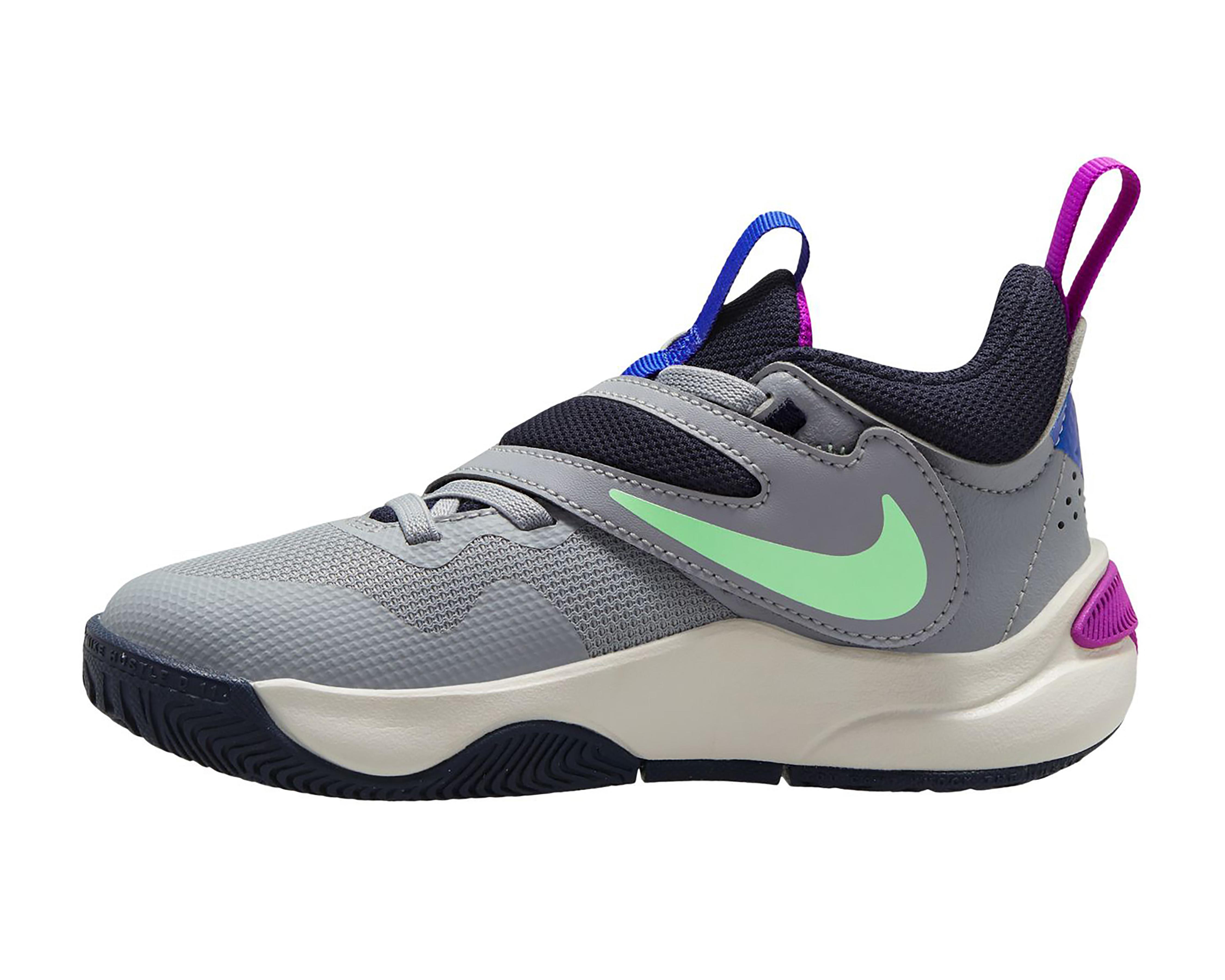 Tenis Nike Team Hustle D 11 para Niño $1,099