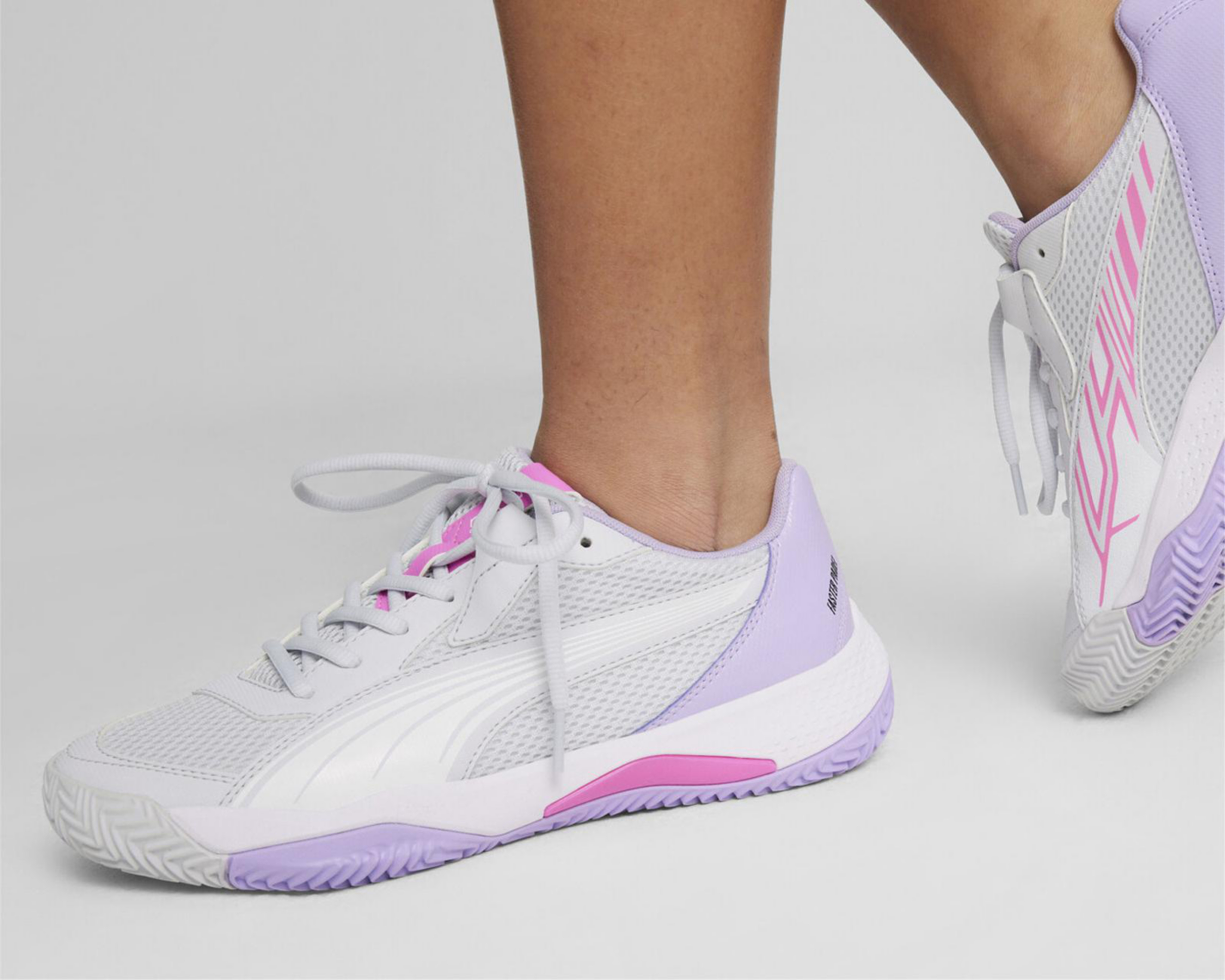 Foto 7 | Tenis para Correr Puma Nova Court para Mujer