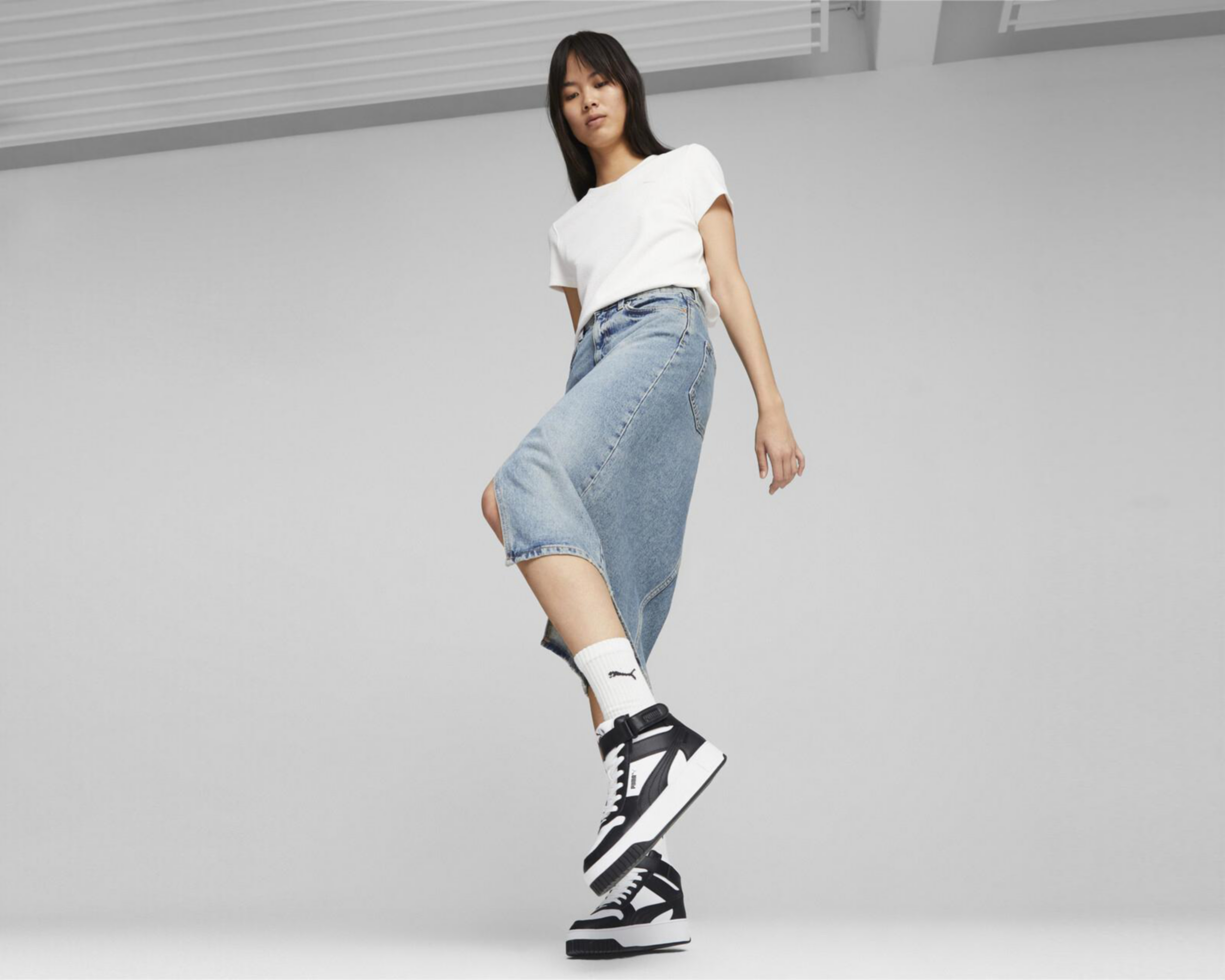 Foto 8 | Tenis Puma Carina Street Mid para Mujer
