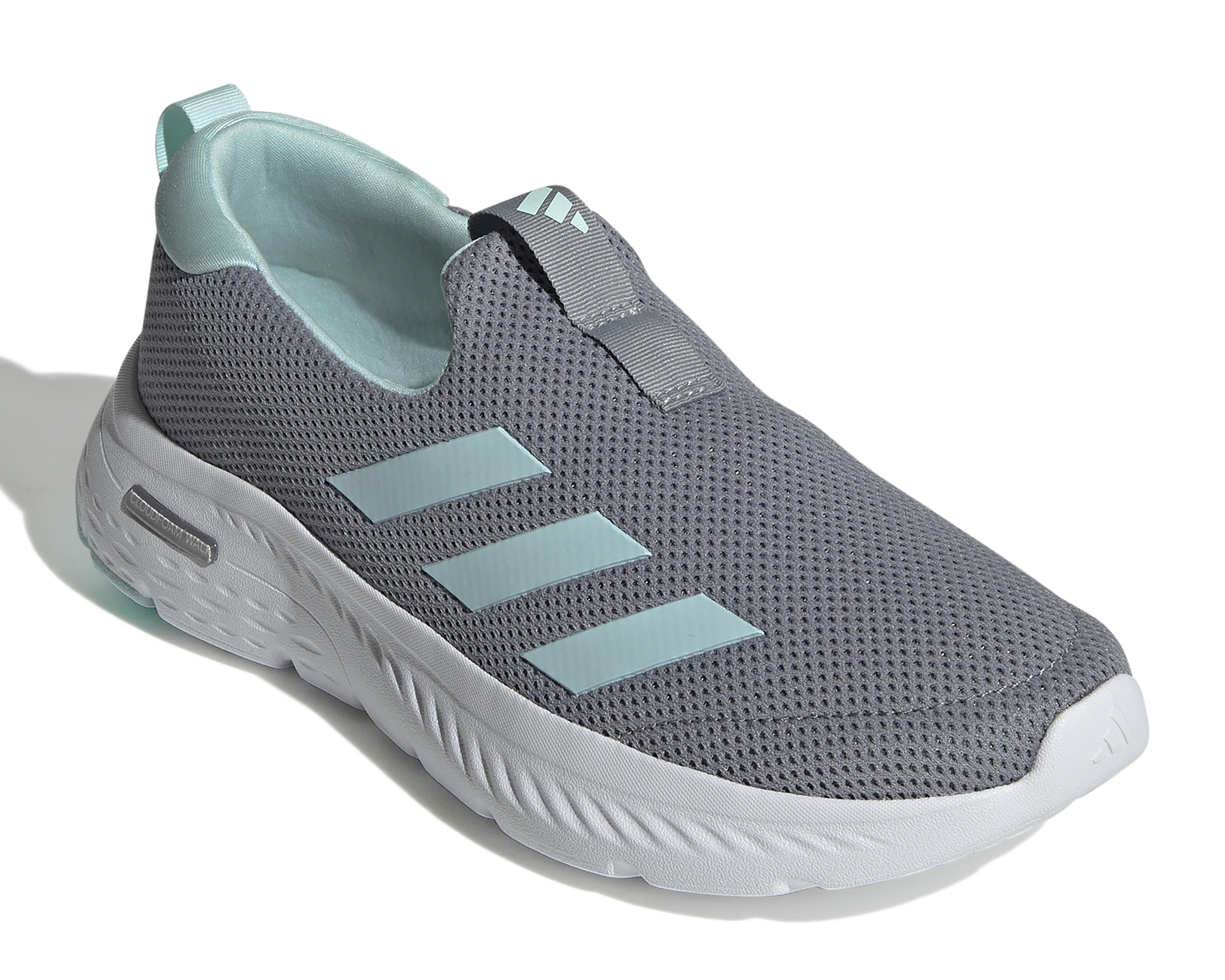 Tenis Adidas Cloudfoam Move Lounger para Mujer $1,199