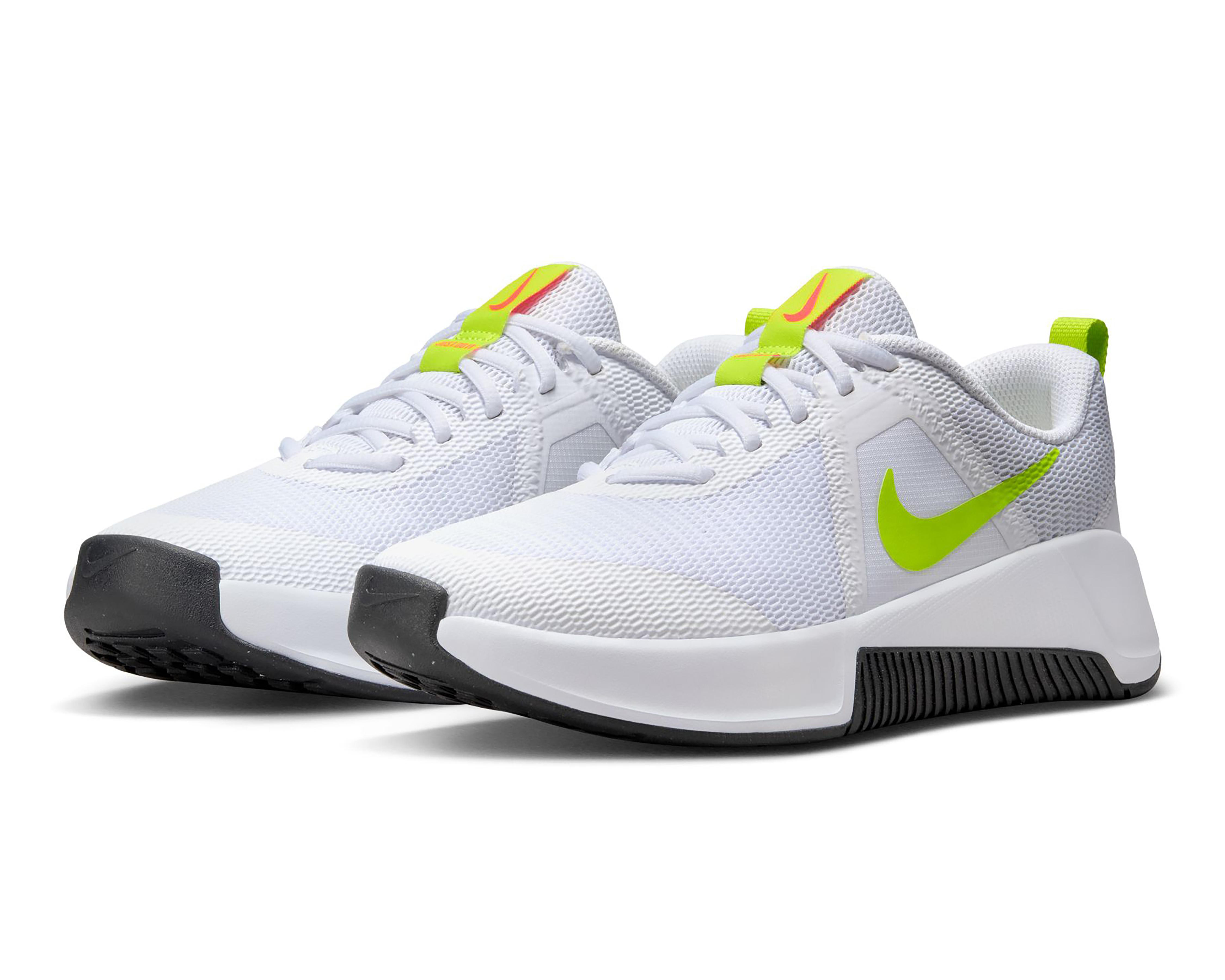 Foto 2 pulgar | Tenis Nike MC Trainer 3 para Mujer