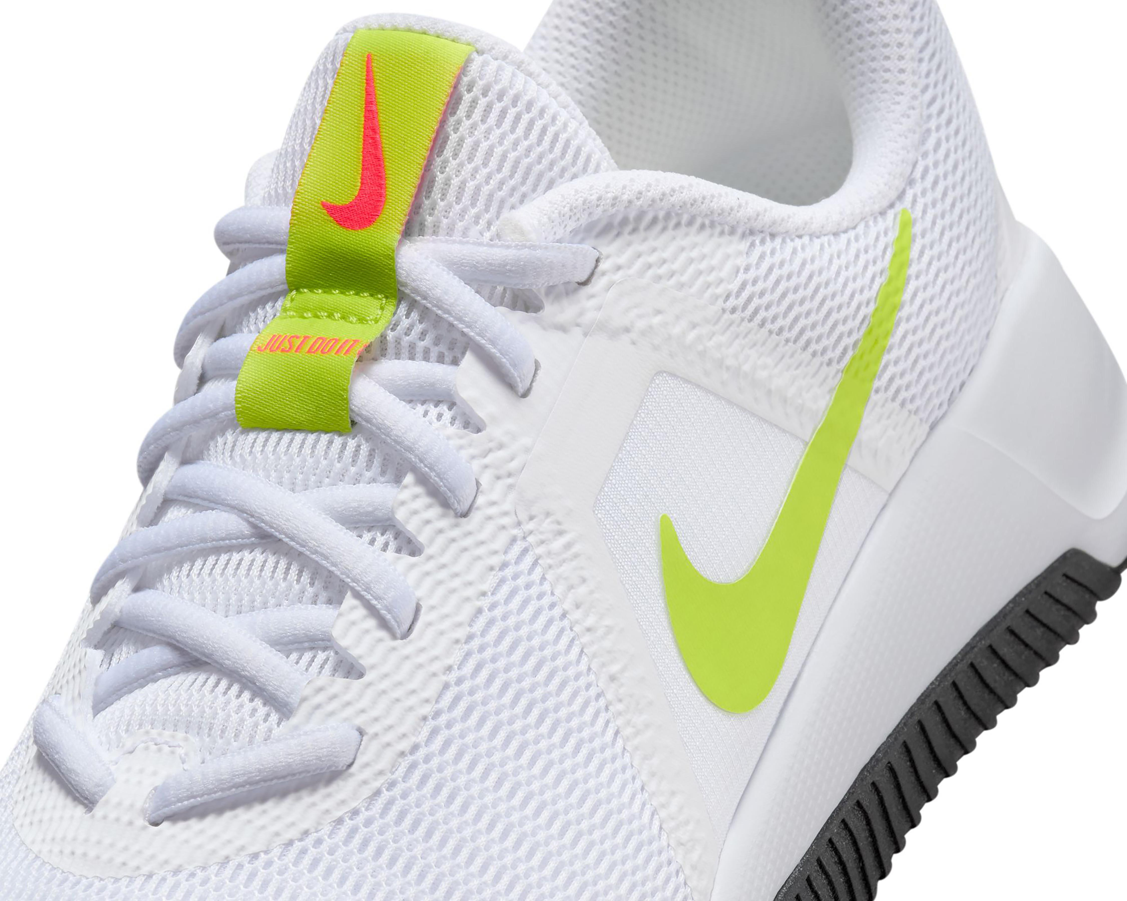 Foto 8 pulgar | Tenis Nike MC Trainer 3 para Mujer