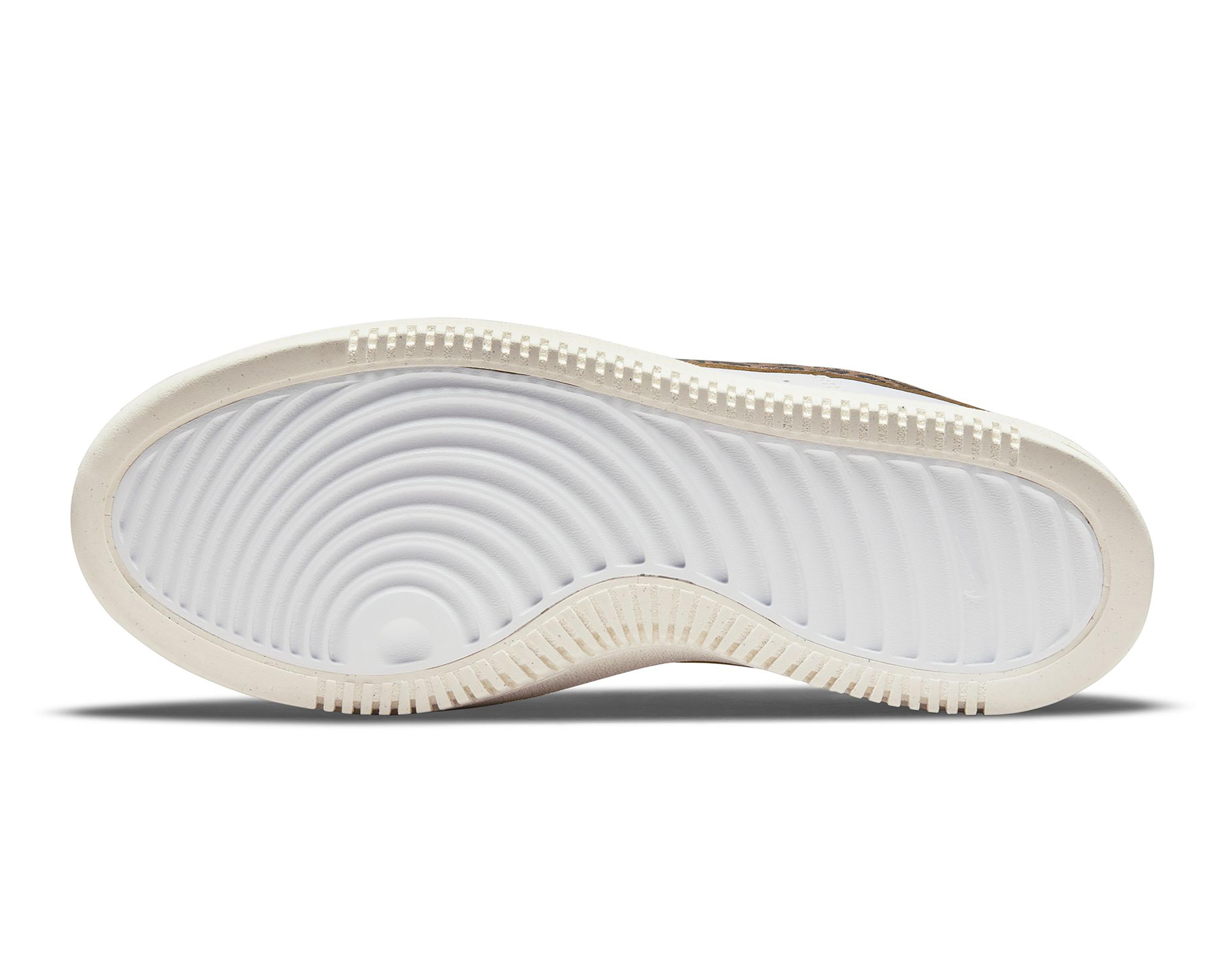 Foto 2 | Tenis Nike Court Vision Alta para Mujer