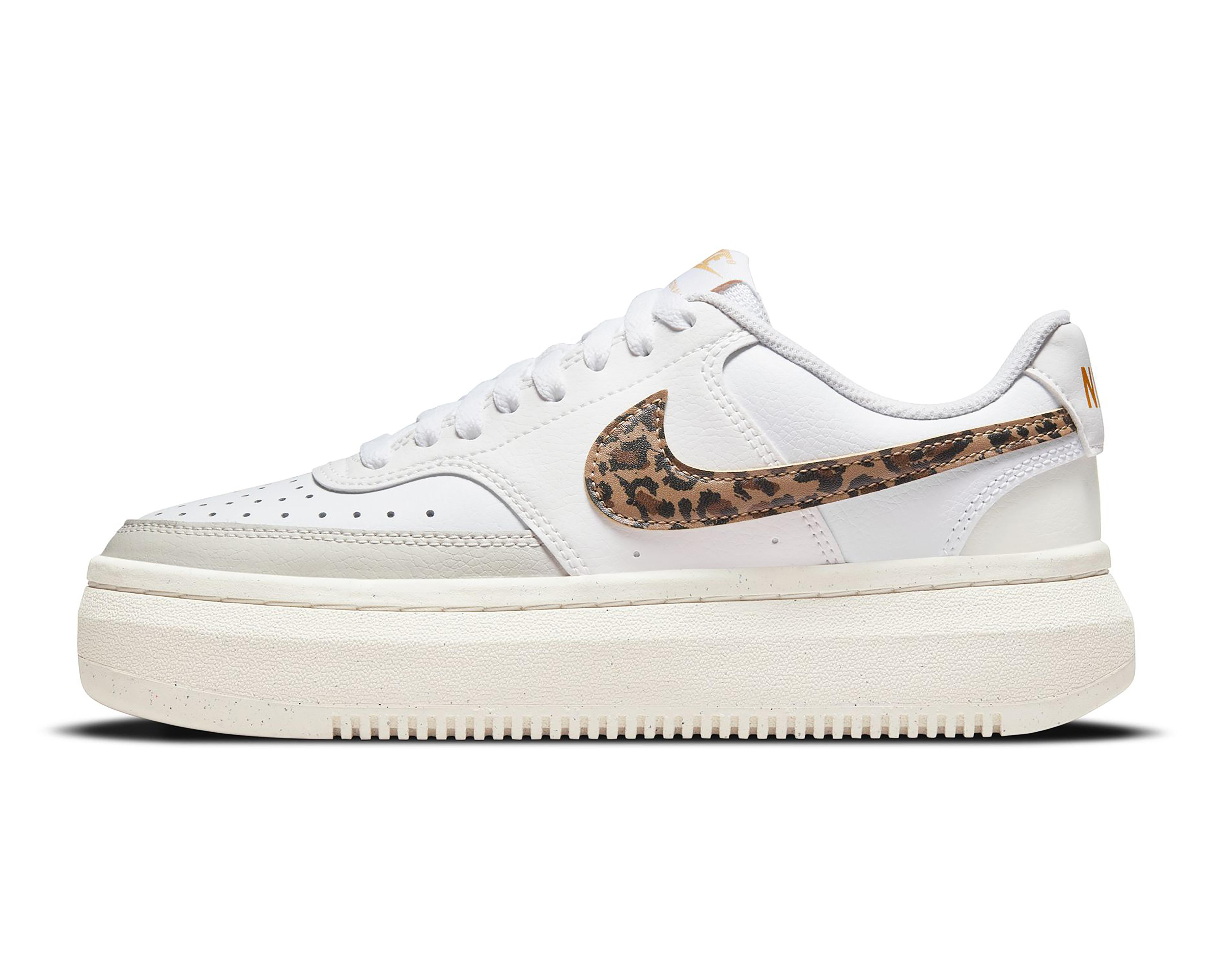 Foto 5 | Tenis Nike Court Vision Alta para Mujer