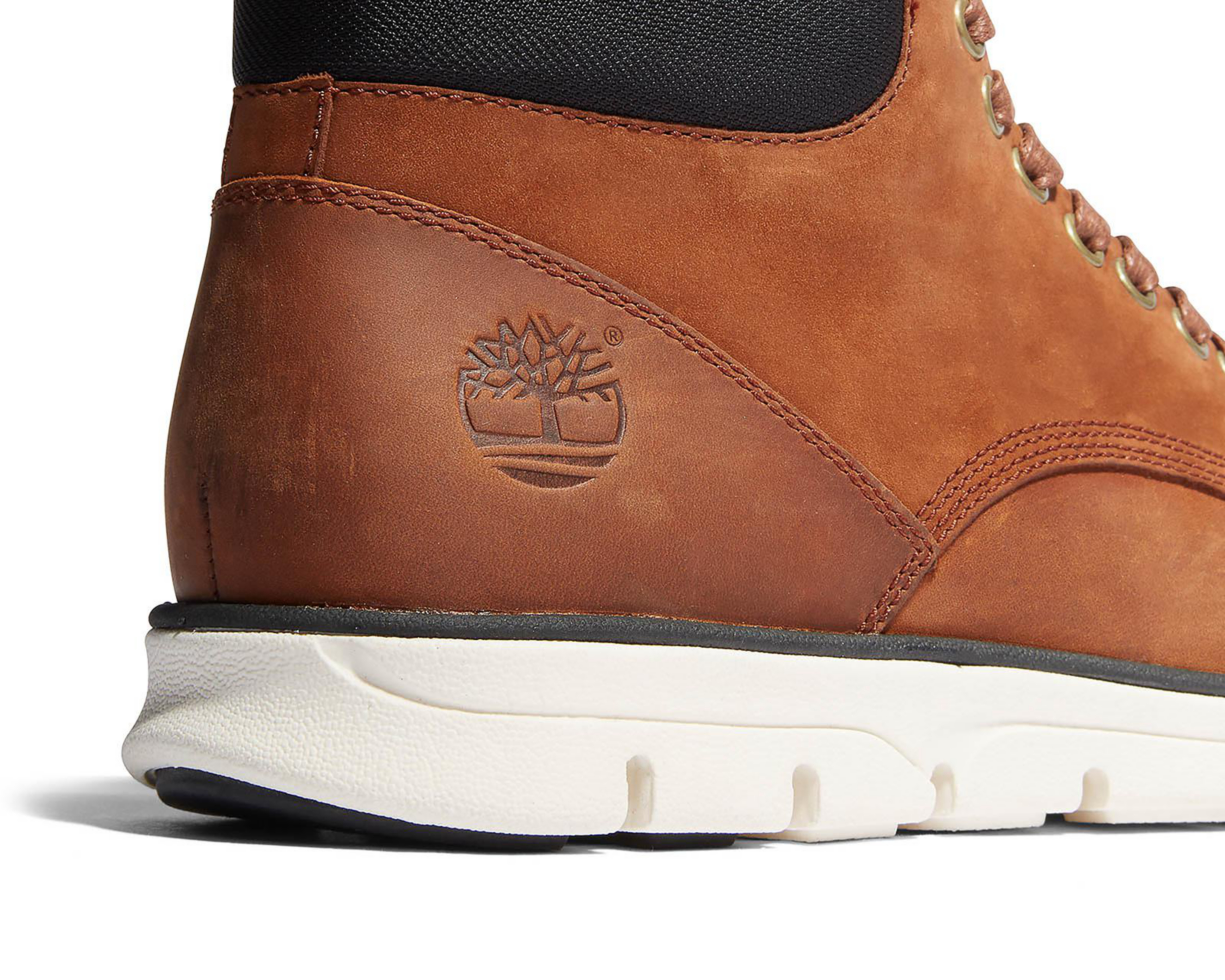 Foto 6 pulgar | Botas Timberland Bradstreet Chukka de Piel para Hombre