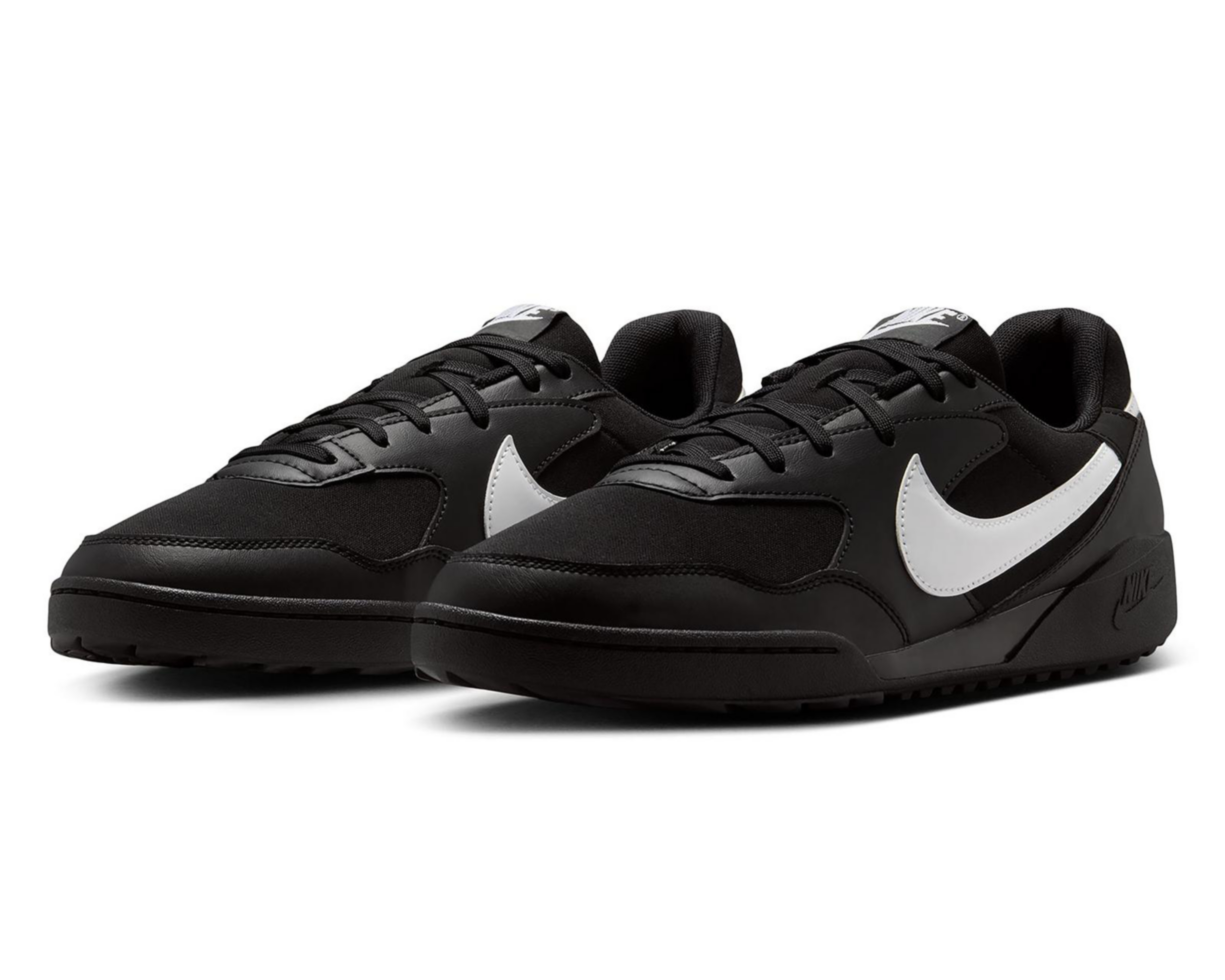 Foto 2 pulgar | Tenis Nike Tierra Manta para Hombre