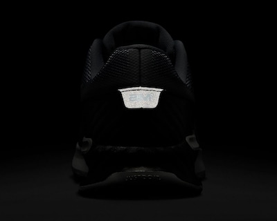 Foto 9 | Tenis para Correr Nike Air Max Bia para Hombre