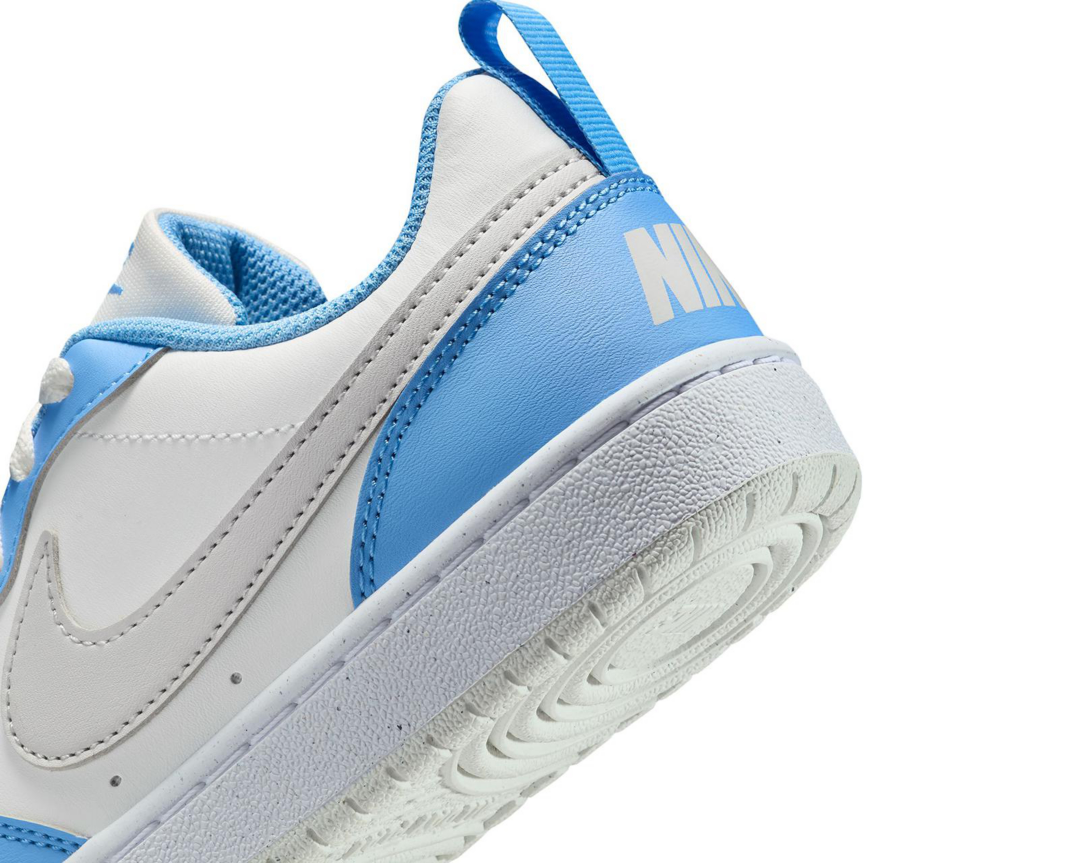 Foto 9 pulgar | Tenis Nike Court Borough Low Recraft Juveniles