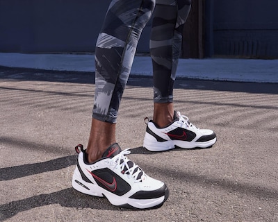 Foto 9 | Tenis para Correr Nike Air Monarch IV para Hombre