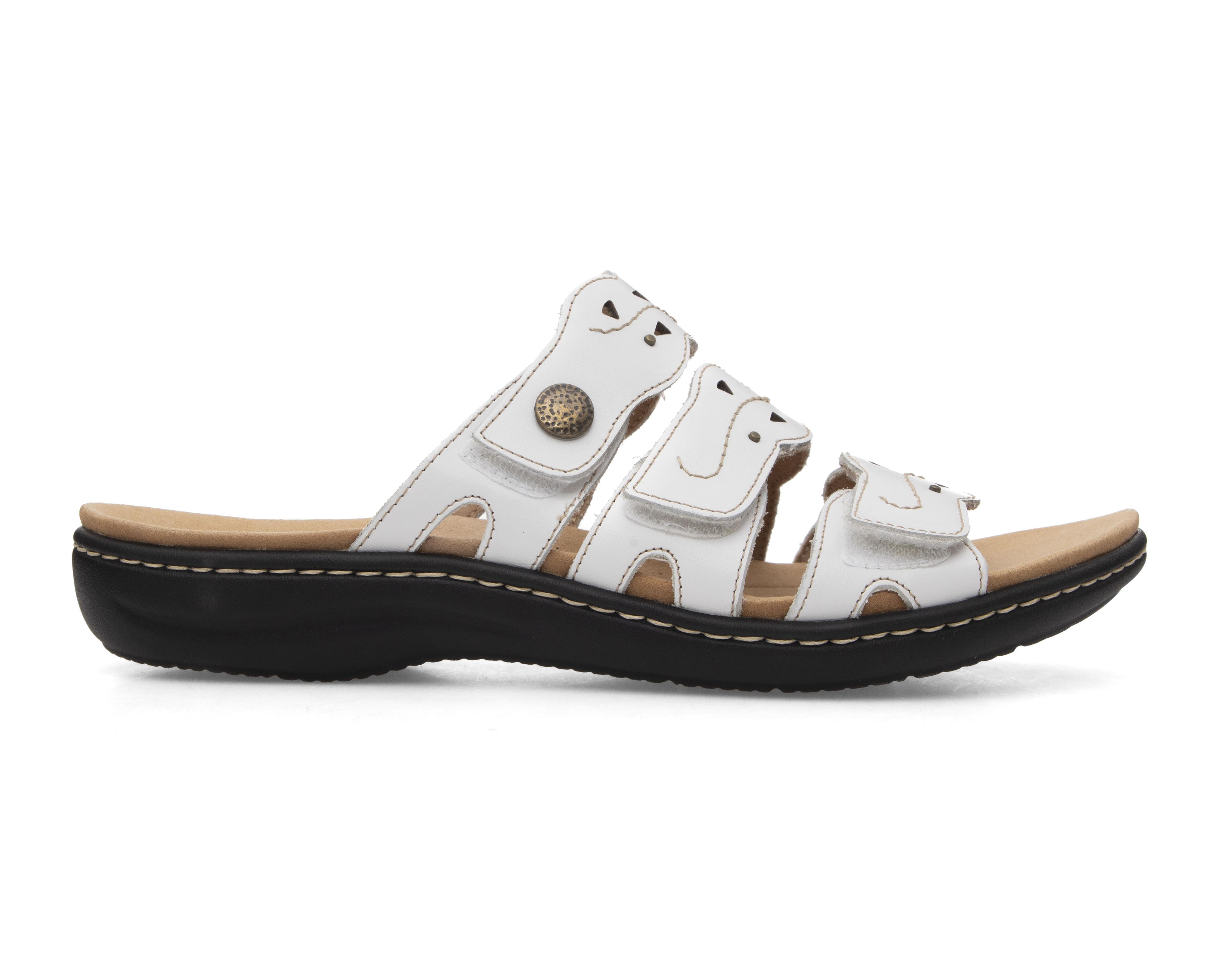 Foto 3 pulgar | Sandalias Confort Clarks de Piel para Mujer