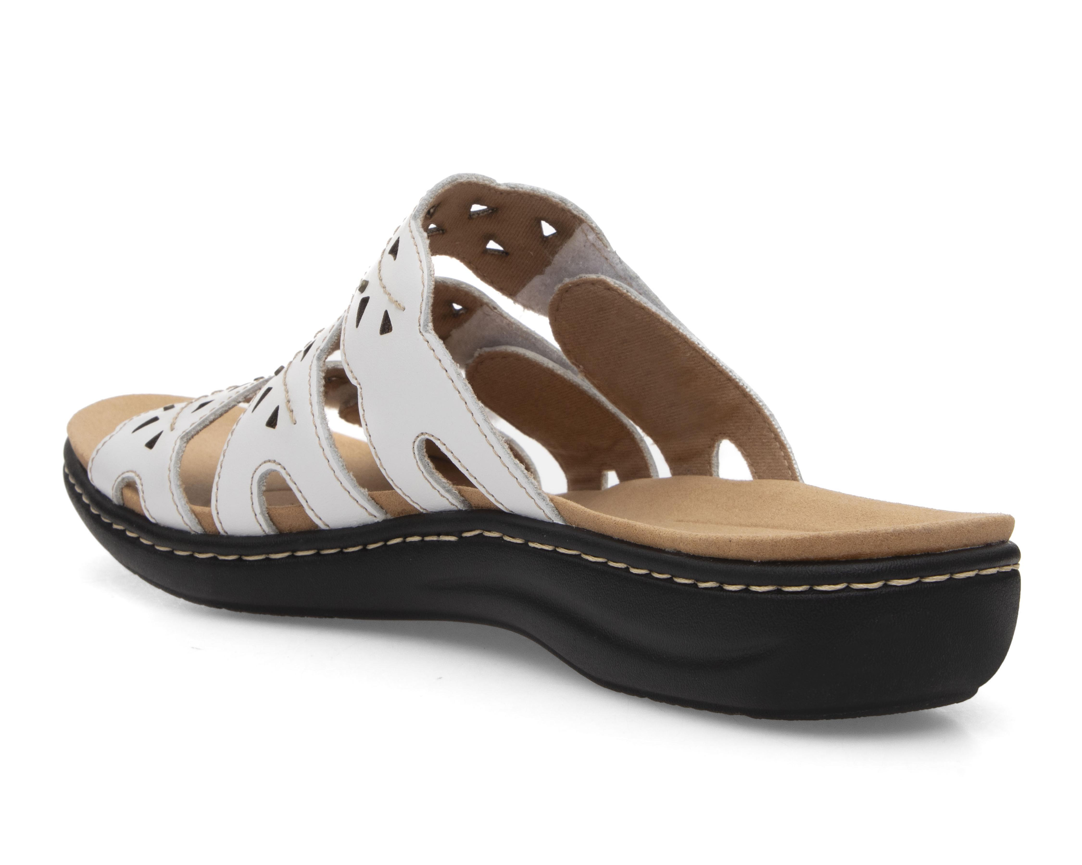 Foto 4 pulgar | Sandalias Confort Clarks de Piel para Mujer