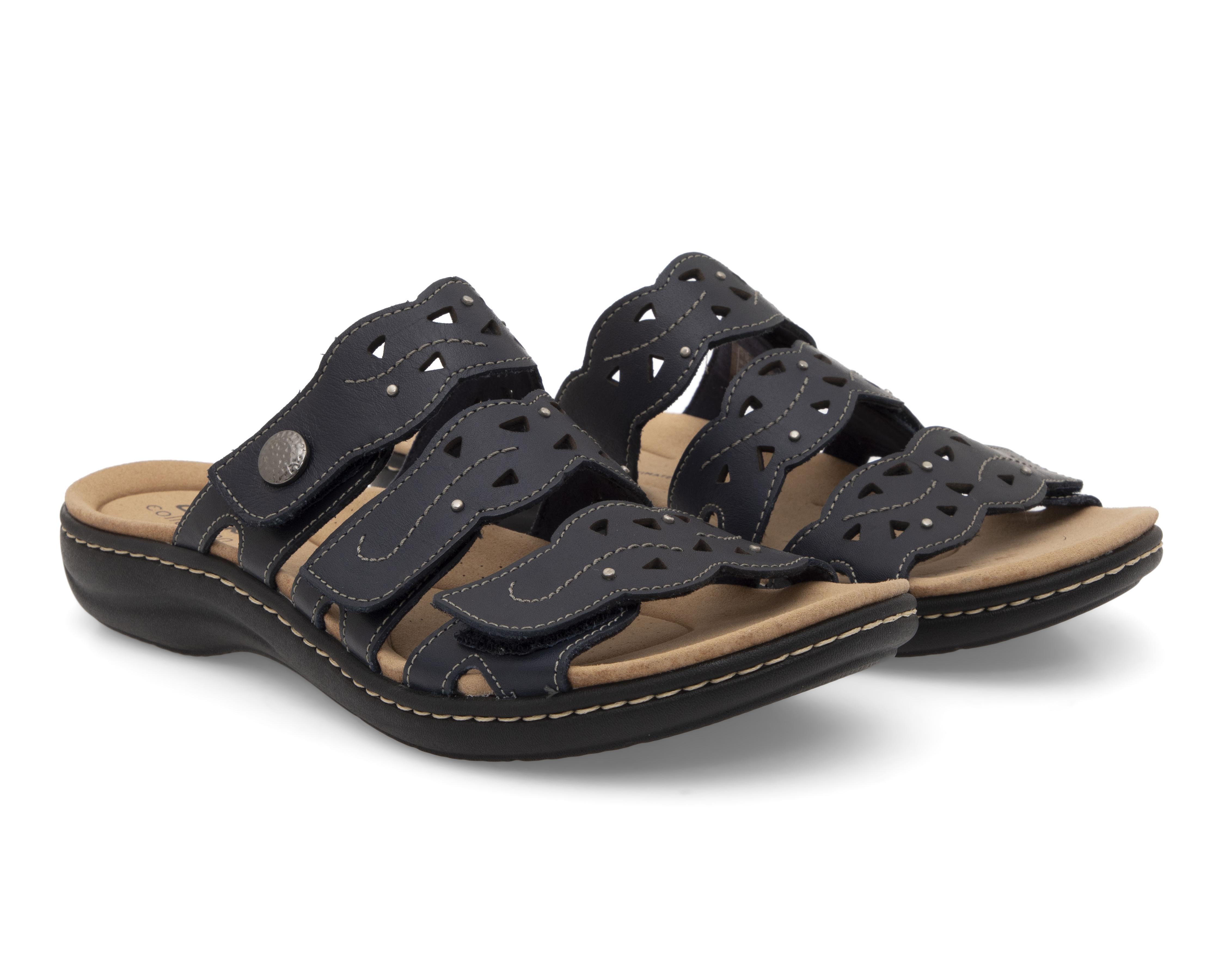 Foto 2 pulgar | Sandalias Confort Clarks de Piel para Mujer