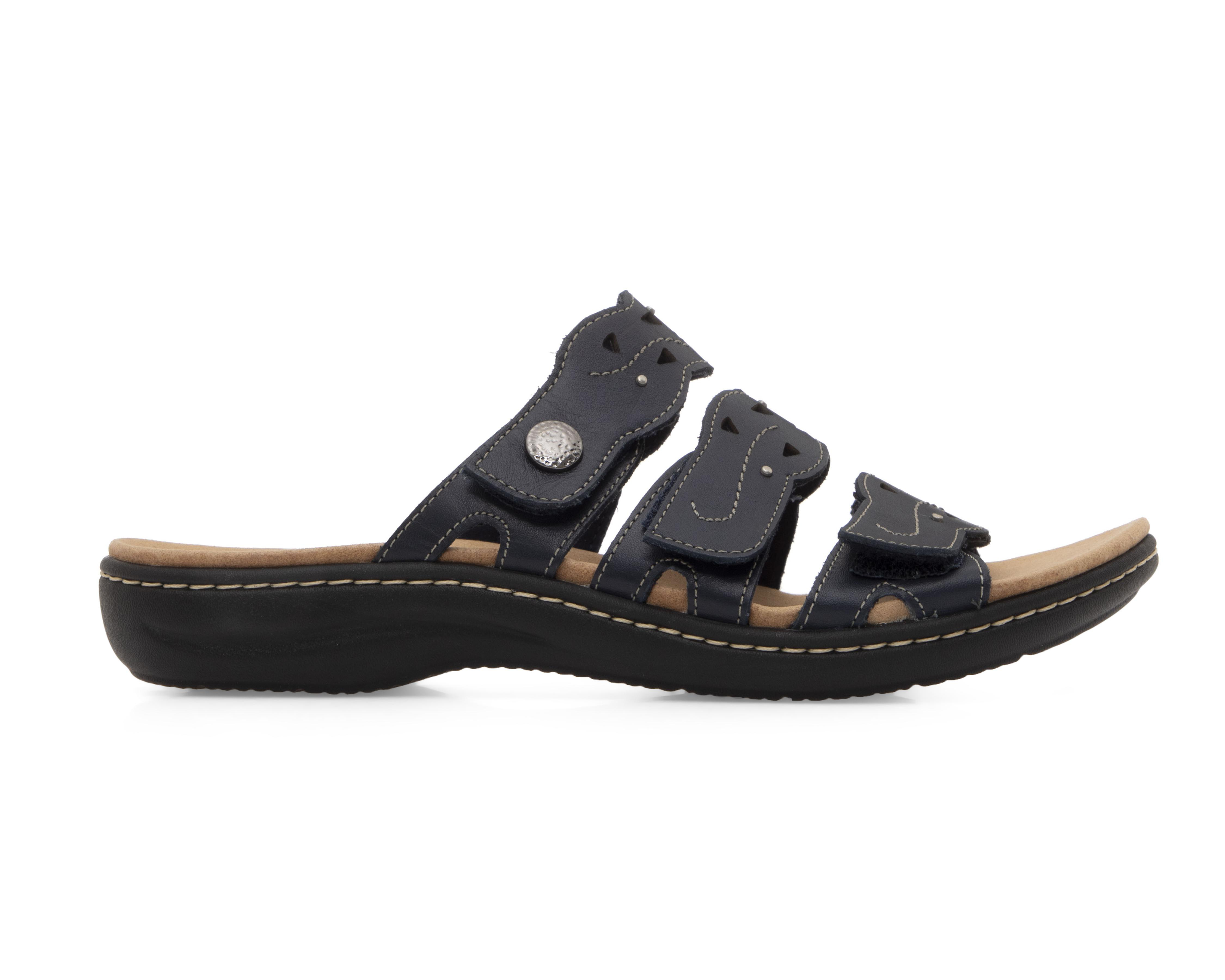 Foto 3 pulgar | Sandalias Confort Clarks de Piel para Mujer