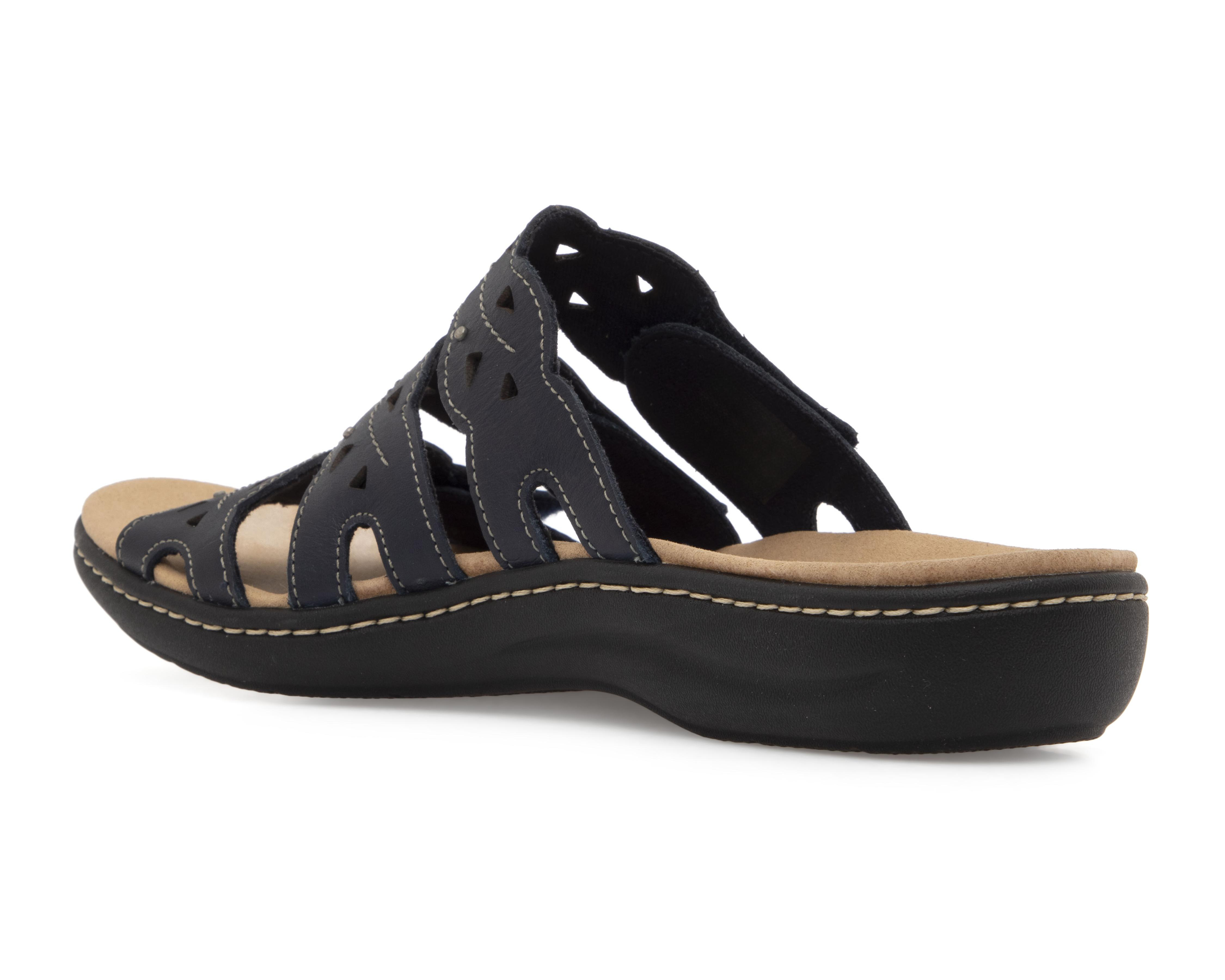 Foto 4 pulgar | Sandalias Confort Clarks de Piel para Mujer