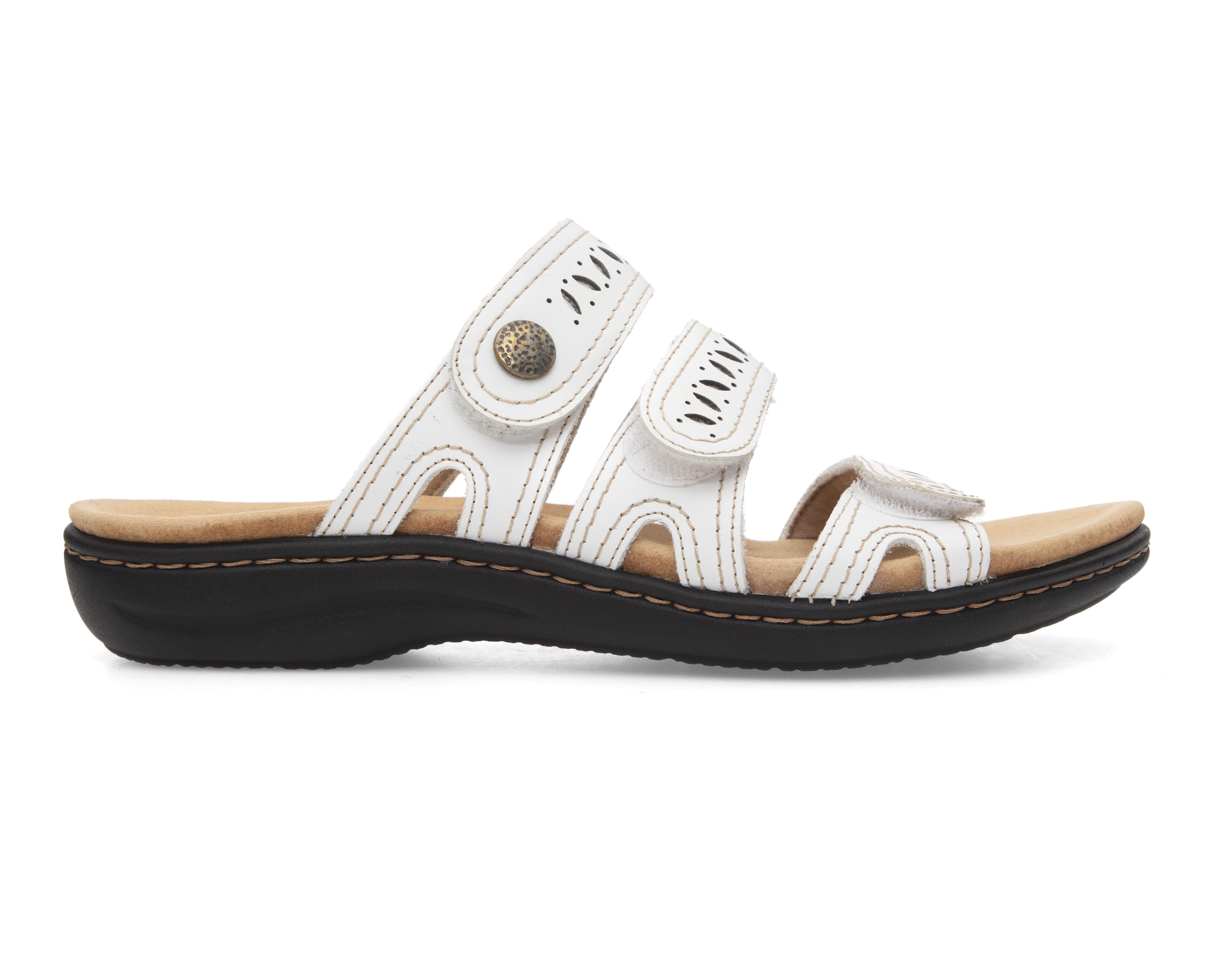 Foto 3 pulgar | Sandalias Confort Clarks de Piel para Mujer