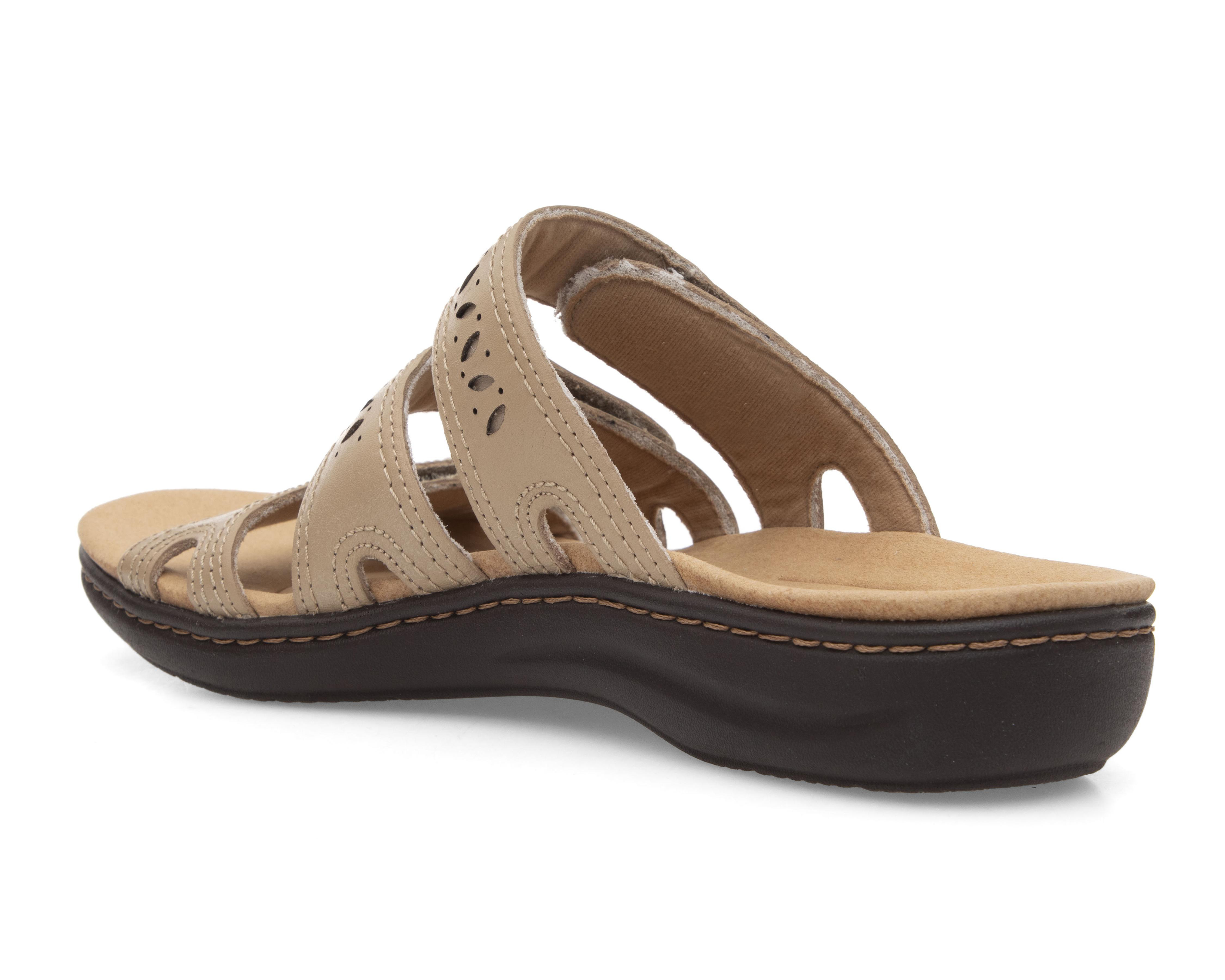 Foto 4 pulgar | Zapatos Confort Clarks de Piel para Mujer