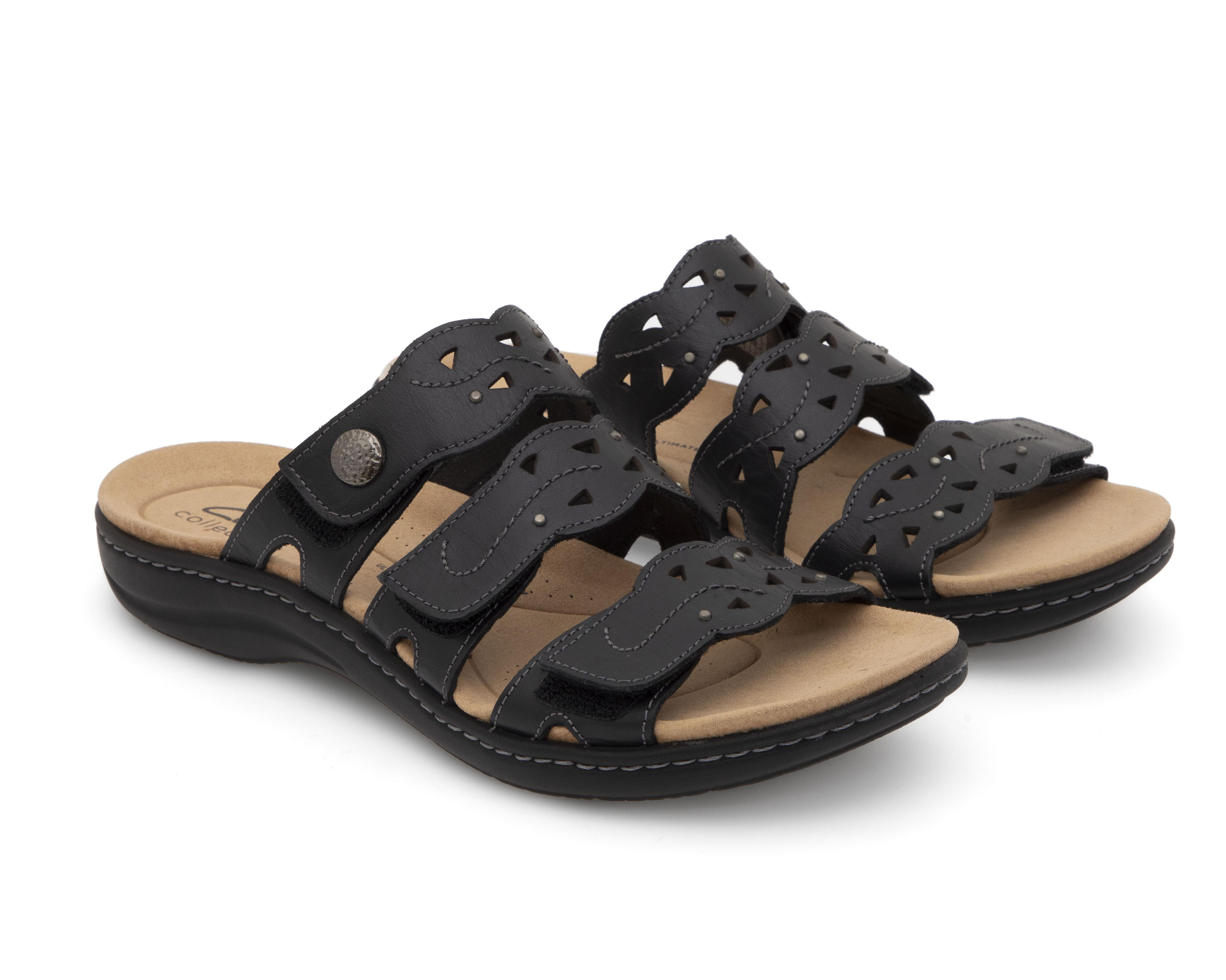 Foto 2 pulgar | Sandalias Confort Clarks de Piel para Mujer
