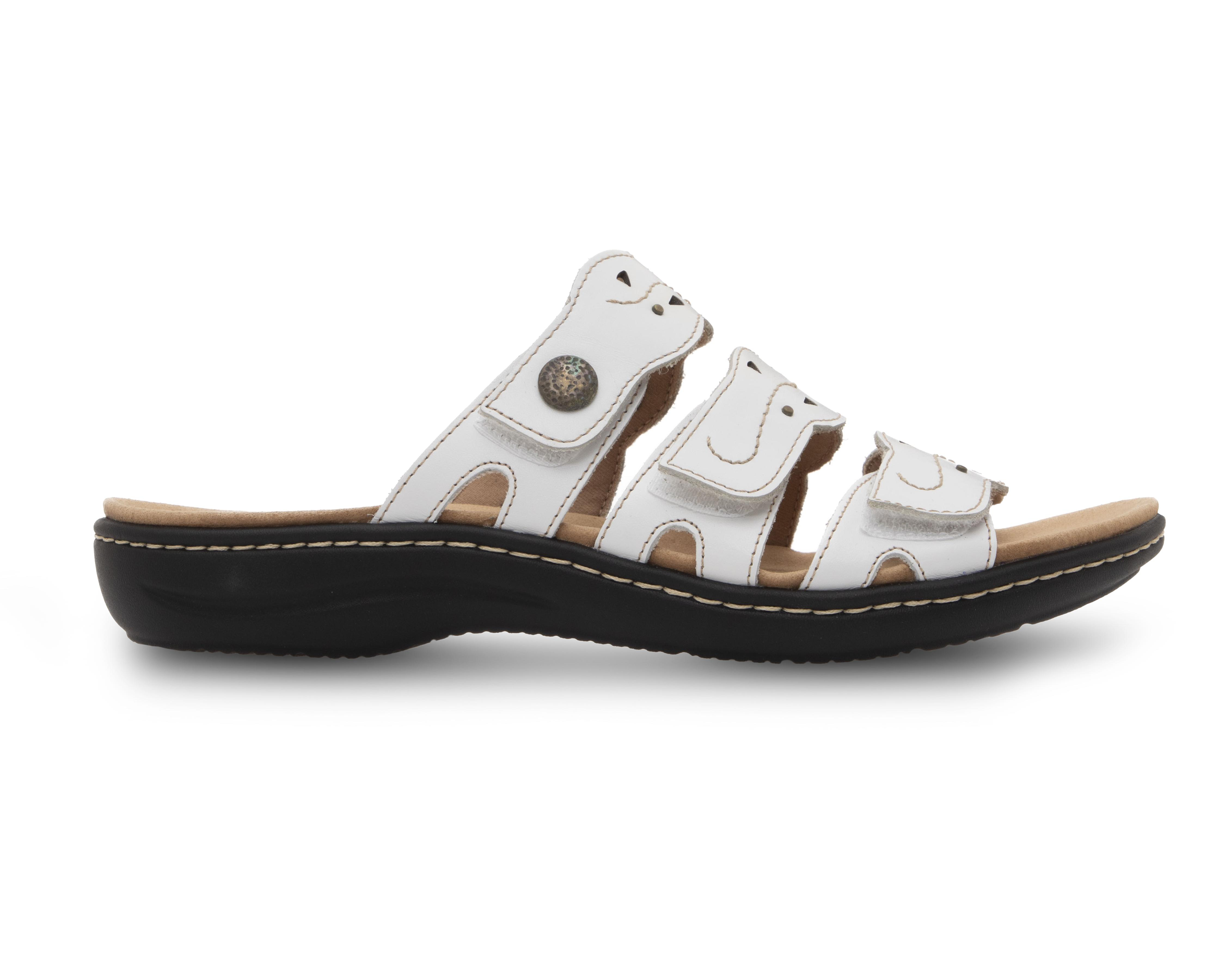 Foto 3 pulgar | Sandalias Confort Clarks de Piel para Mujer