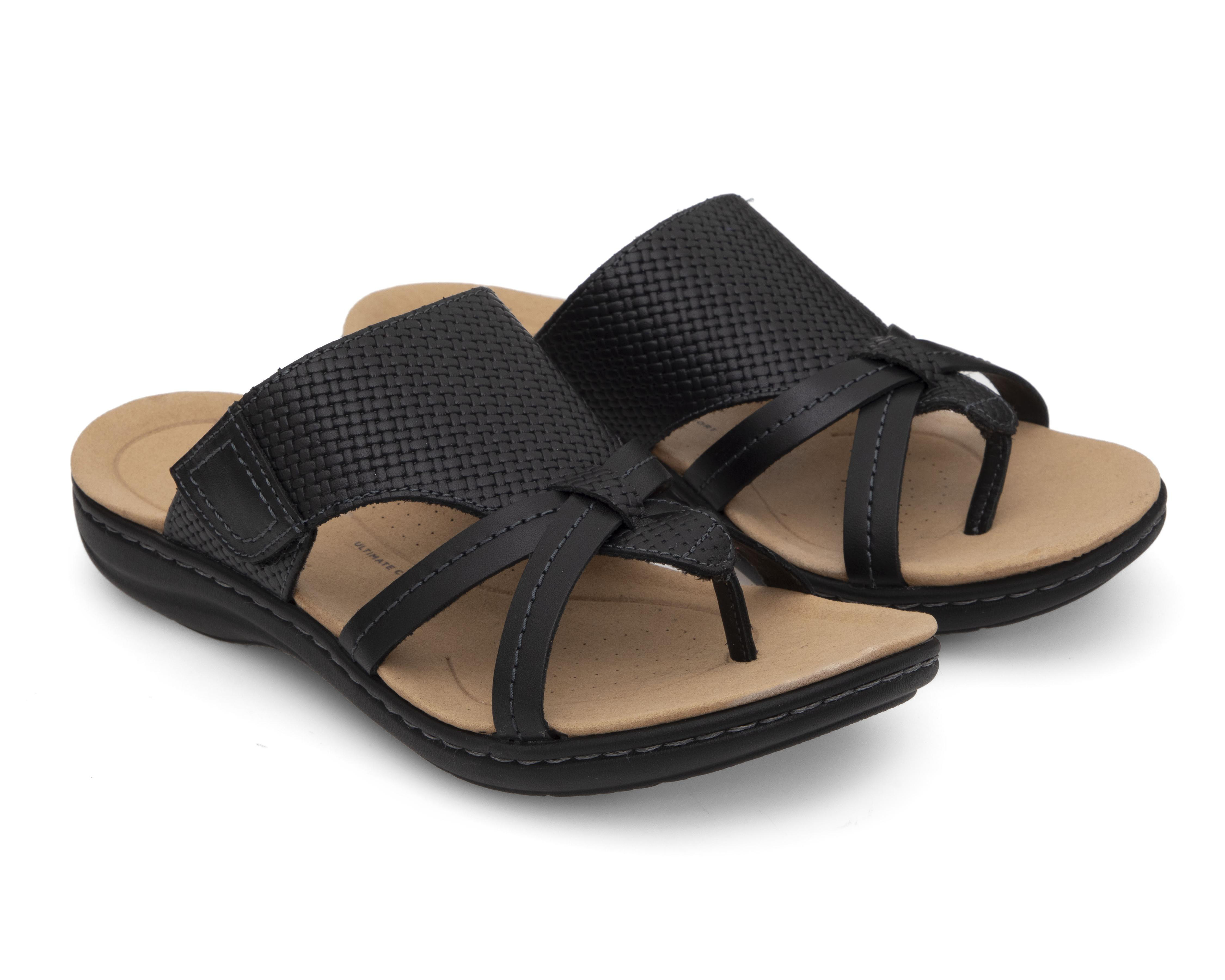 Foto 2 pulgar | Sandalias Confort Clarks de Piel para Mujer